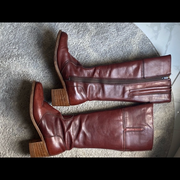 Leather boots - Picture 2 of 8